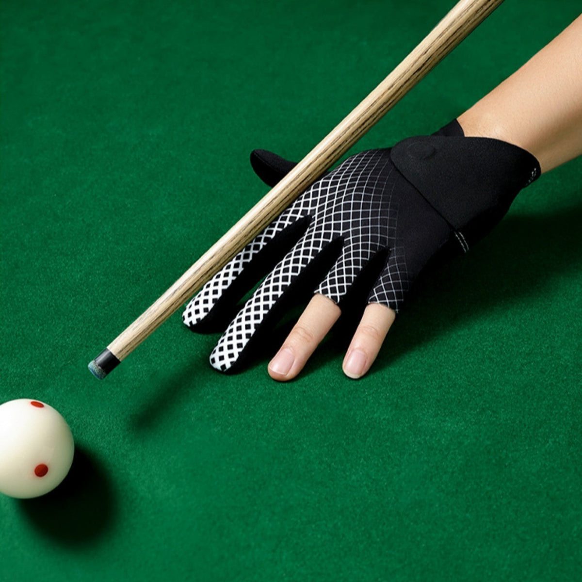 Billiard Pool Gloves for Left Hand - 3 Fingers Billiard Cue Sports Snooker Glove