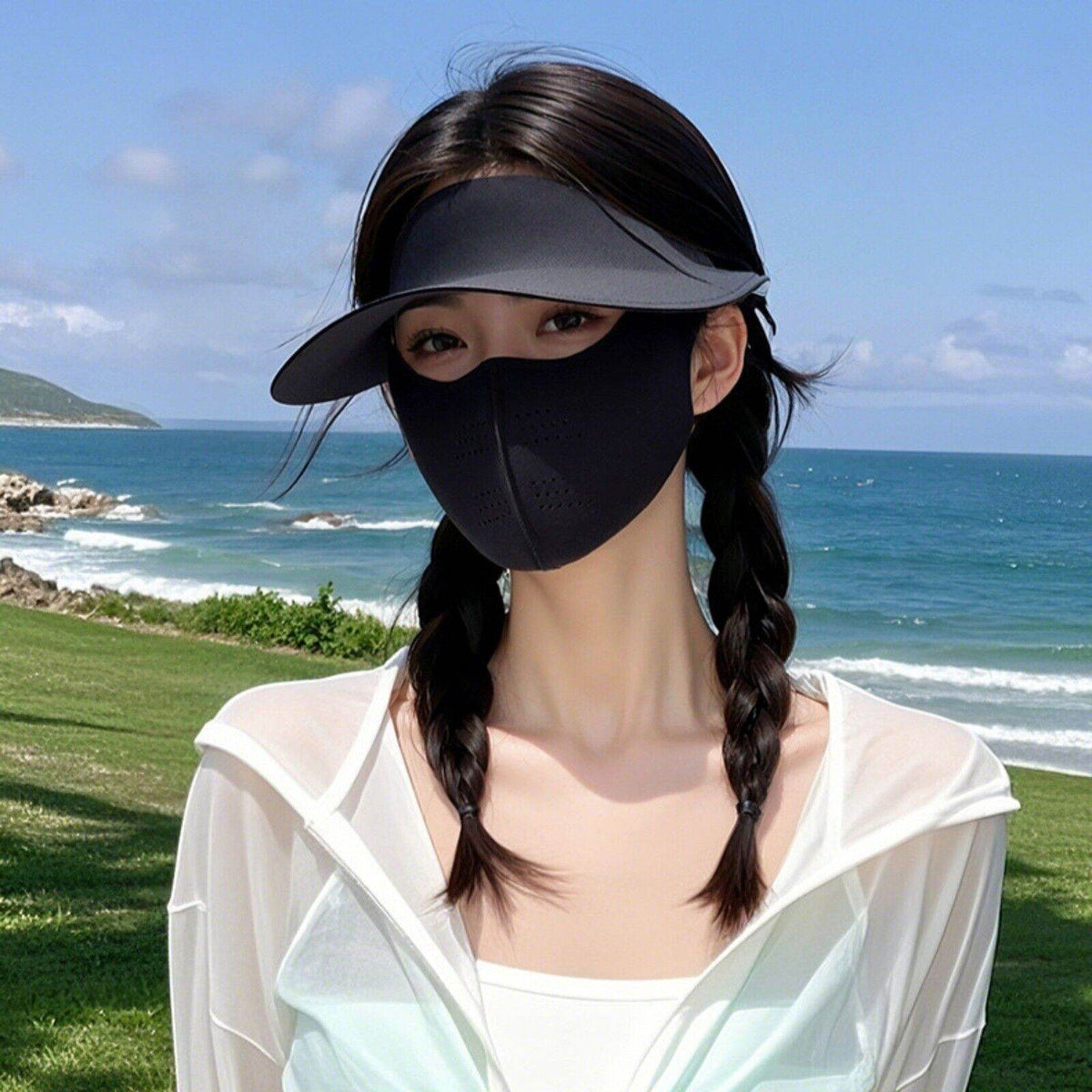 UPF50+ Face Mask with Small Visor for Women - Movagear